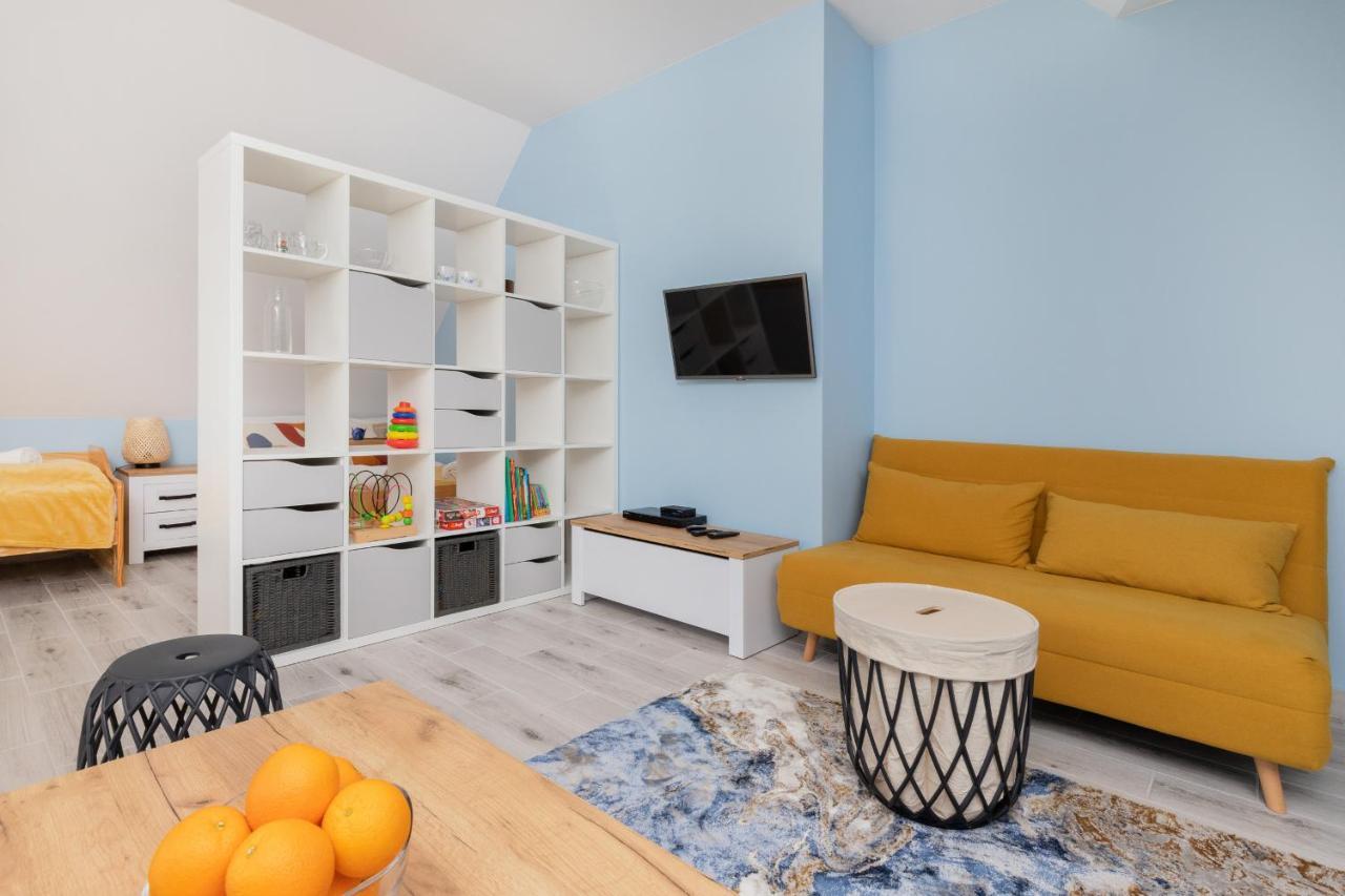 Comfy Studio Zamkowa 400M From The Beach By Noclegi Renters Puck Exterior photo