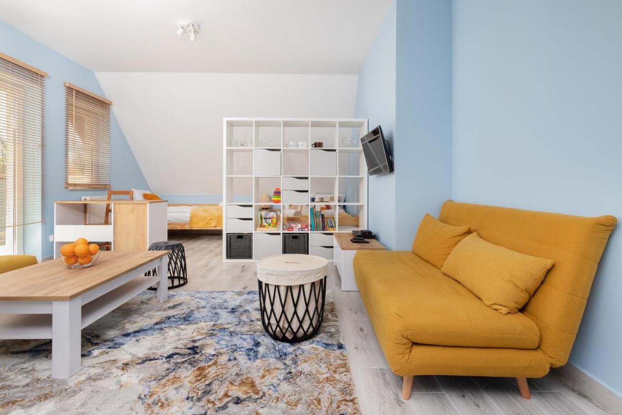 Comfy Studio Zamkowa 400M From The Beach By Noclegi Renters Puck Exterior photo